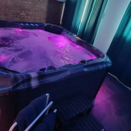 Rom'antique La Jalouzzie * Dunkirk